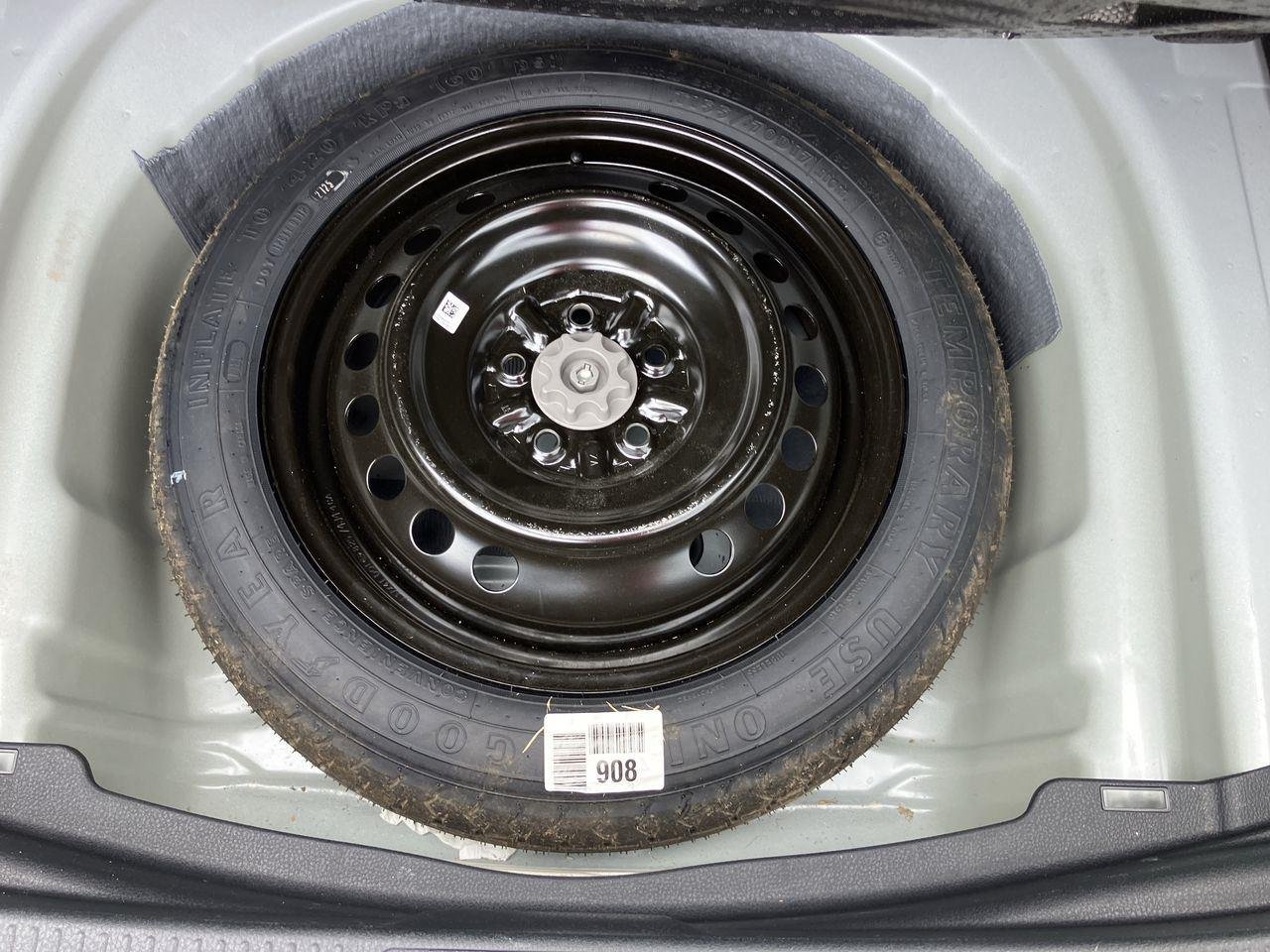 Used 2025 White (Wind Chill Pearl) Toyota XLE image 30