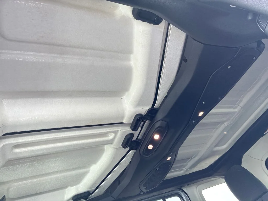 Used 2024 Silver Jeep Rubicon image 25