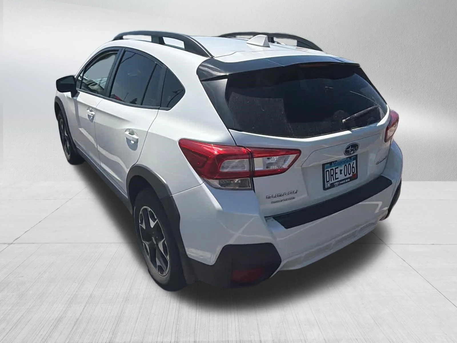 Used 2019 Crystal White Pearl Subaru Premium image 9