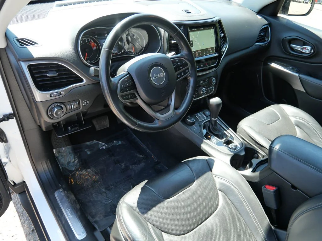 Certified Used 2021 White Jeep Limited image 3