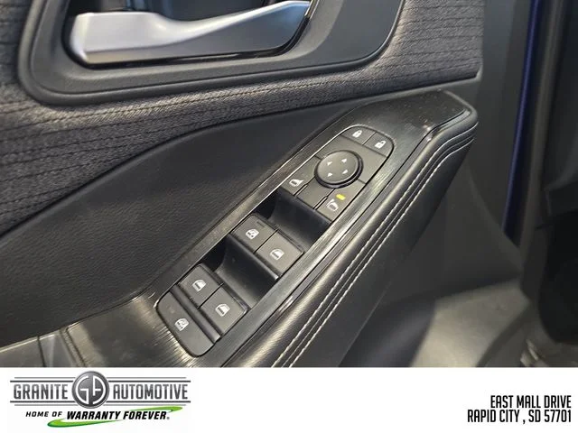 2023 Nissan Rogue SV - Photo 11