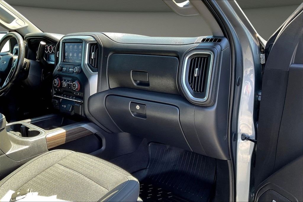 Used 2020 Gray Chevrolet RST image 29