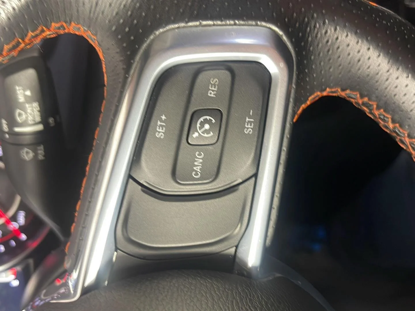 Used 2022 Bright White Clearcoat Jeep Mojave image 47