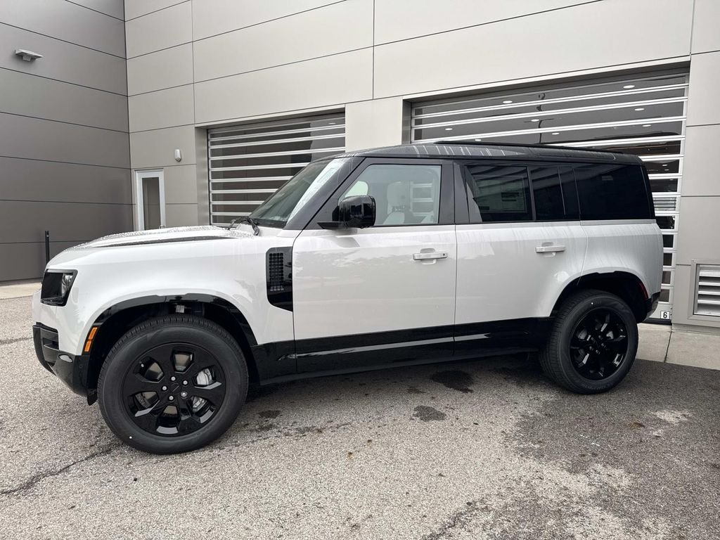 New 2026 Borasco Grey Land Rover X-Dynamic SE image 3