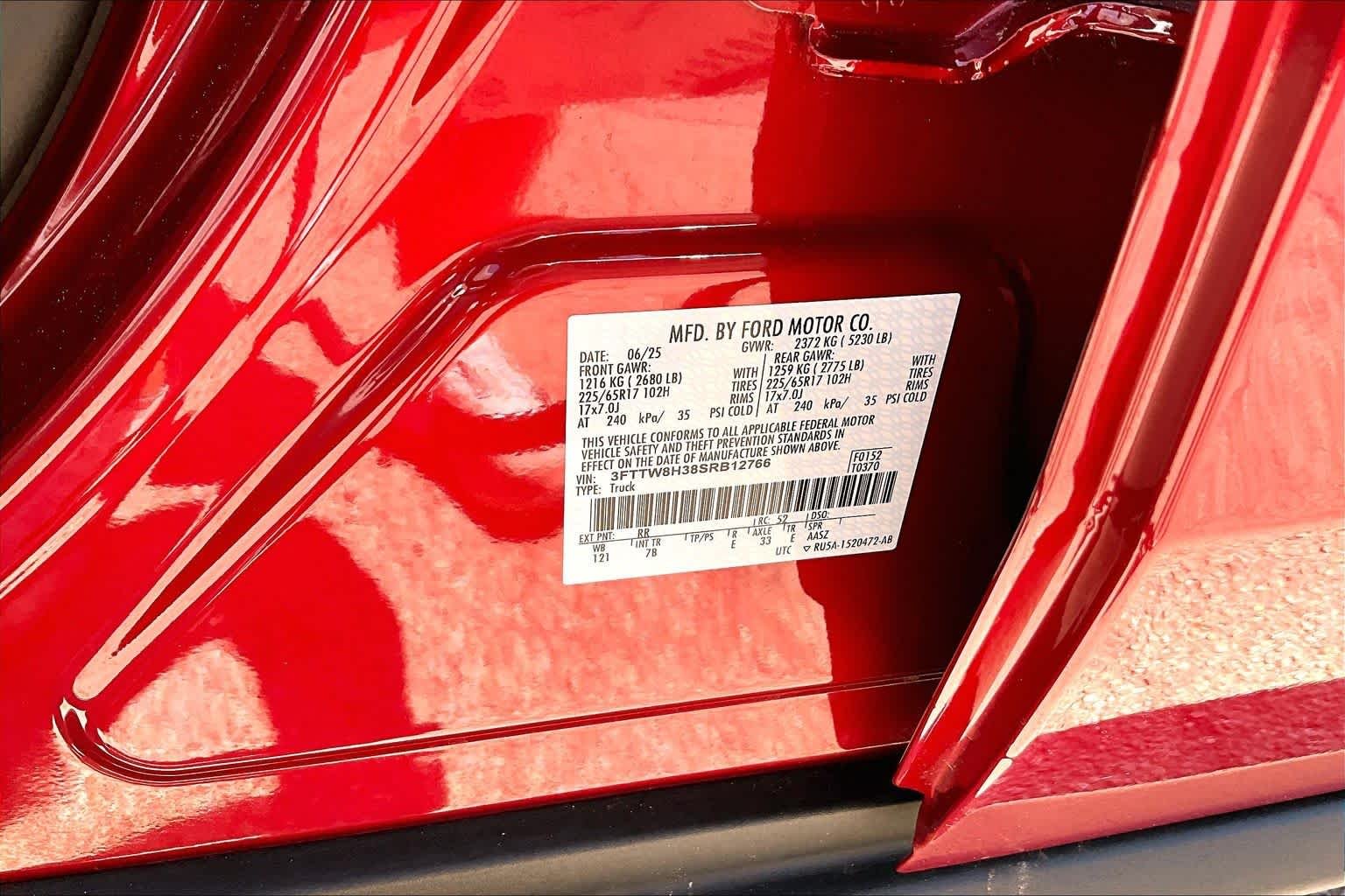 Used 2025 Ruby Red Metallic Tinted Clearcoat Ford XLT image 34