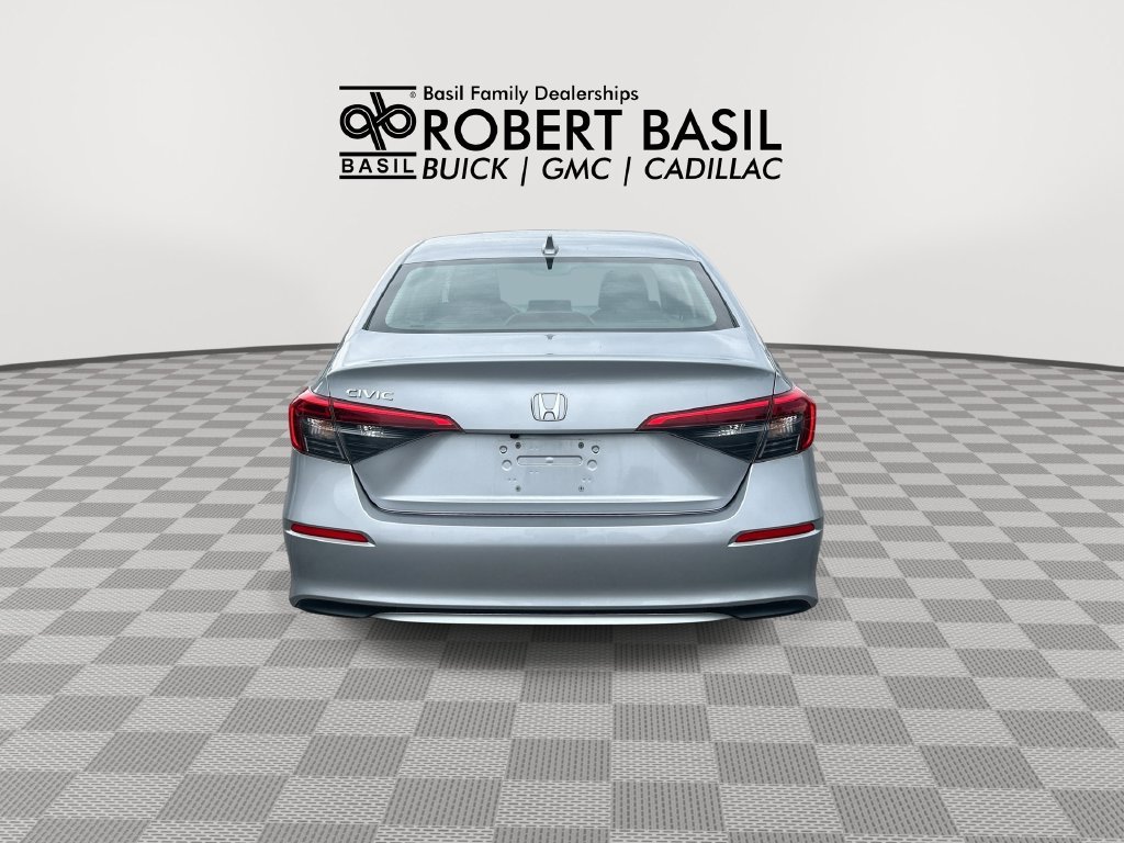 Used 2024  Honda EX image 7