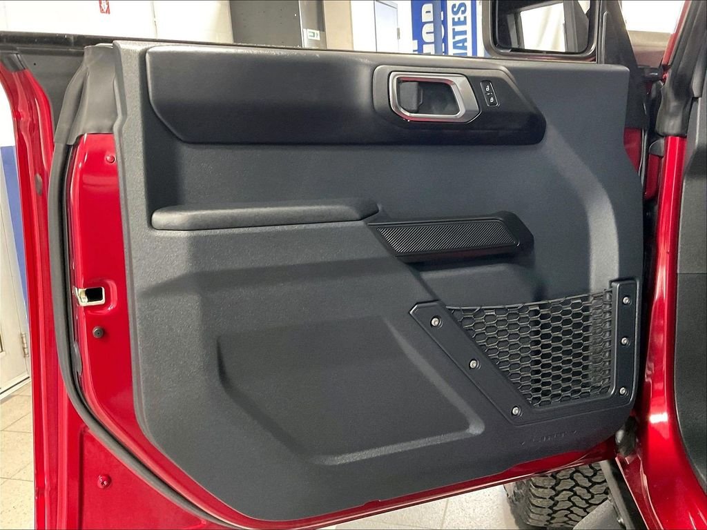 Used 2025 Red Ford Badlands image 9