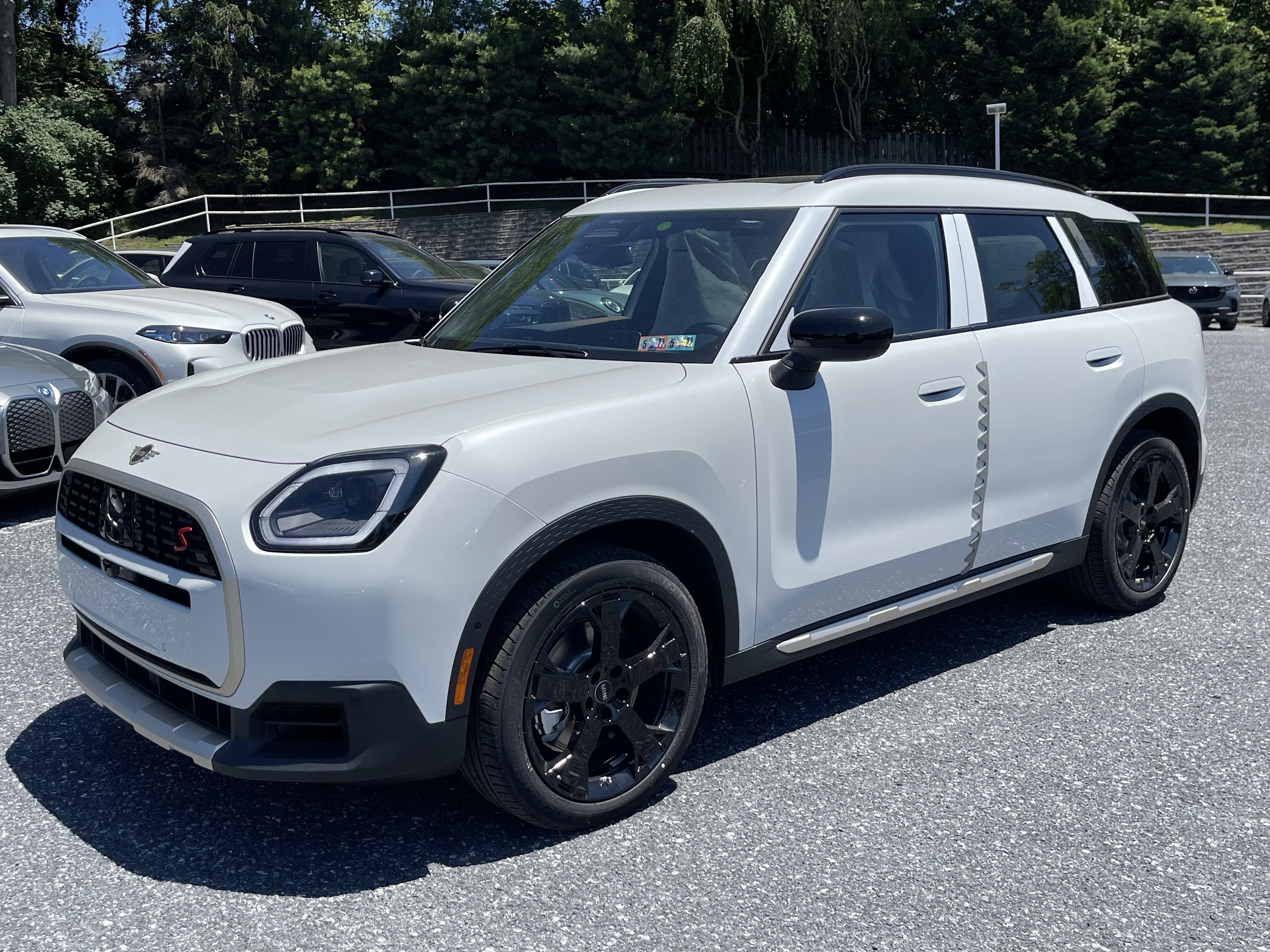 2027 MINI Countryman's photo