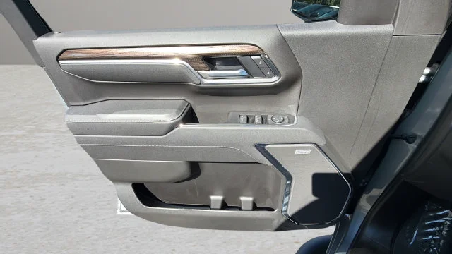 Used 2026 Gray Chevrolet LT Trail Boss image 18