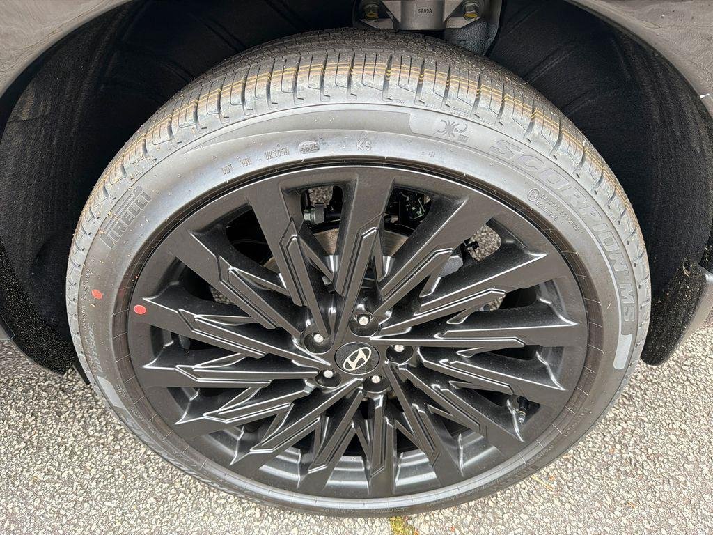 New 2026 White Hyundai Calligraphy FWD image 20