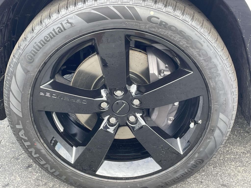 New 2026 Fuji White Land Rover X-Dynamic SE image 8
