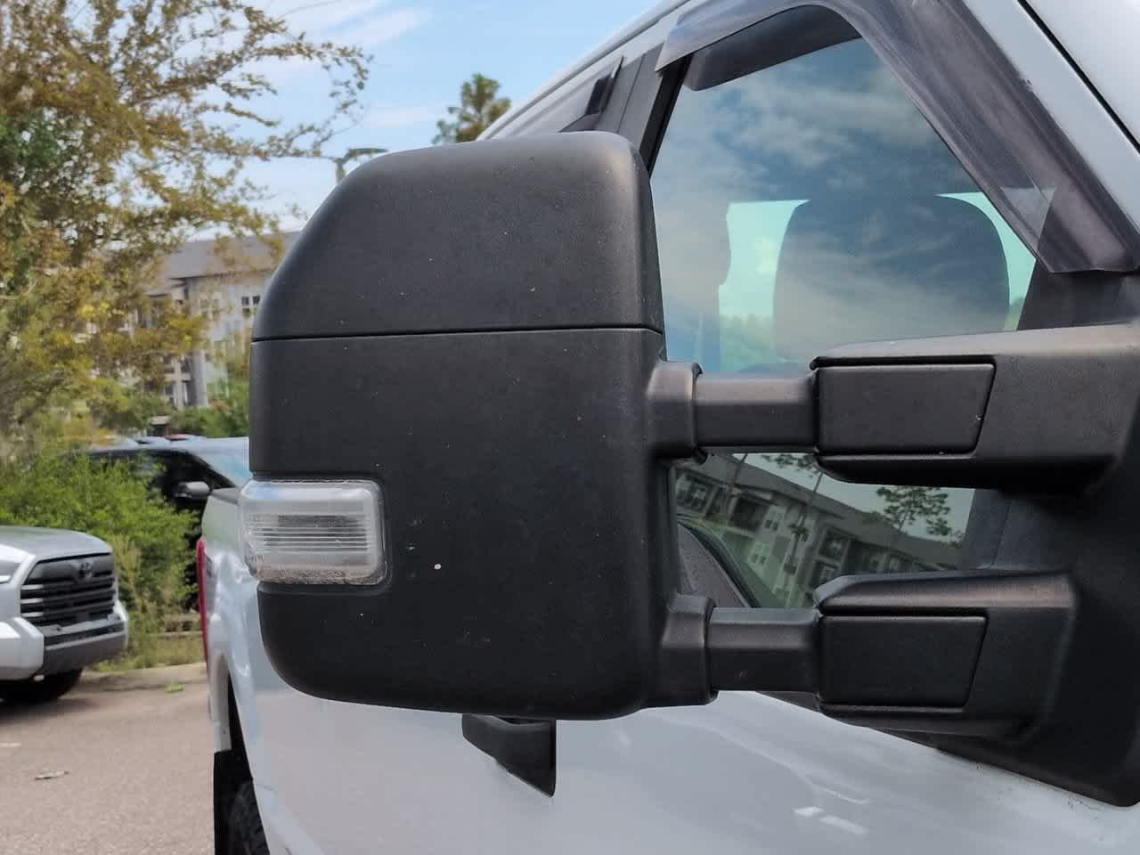 Used 2019 Oxford White Ford XL image 12