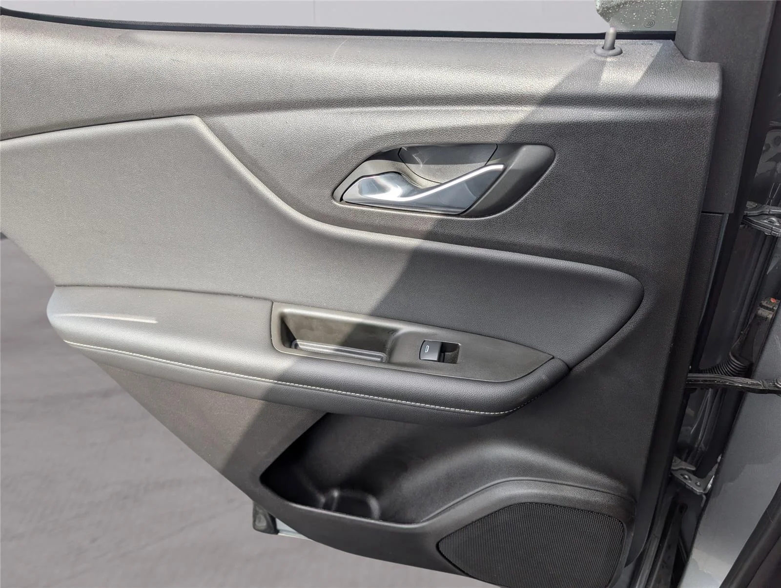 Used 2024 Sterling Gray Metallic Chevrolet 3LT image 26