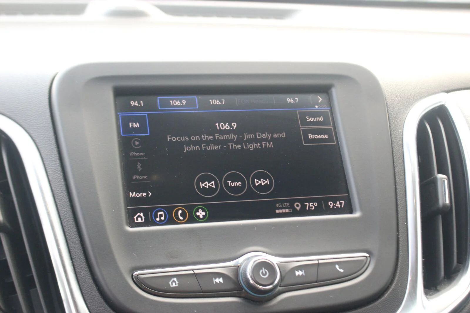 Used 2024 Mosaic Black Metallic Chevrolet LT image 29