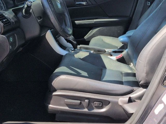 Used 2013  Honda EX-L image 11