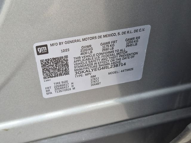 Used 2024 Silver GMC AT4 image 30