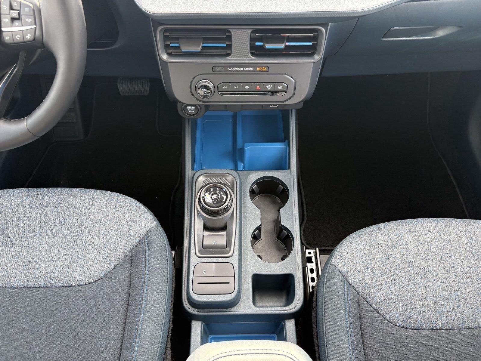 New 2026 Space White Metallic Ford XLT image 14