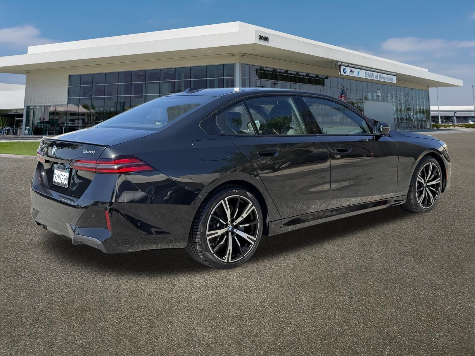 Used 2026 Black Sapphire Metallic BMW 530i xDrive image 11