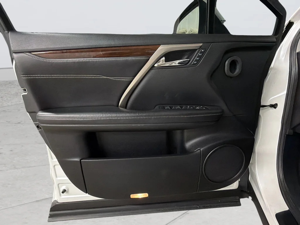Used 2017 White Lexus 350 image 23