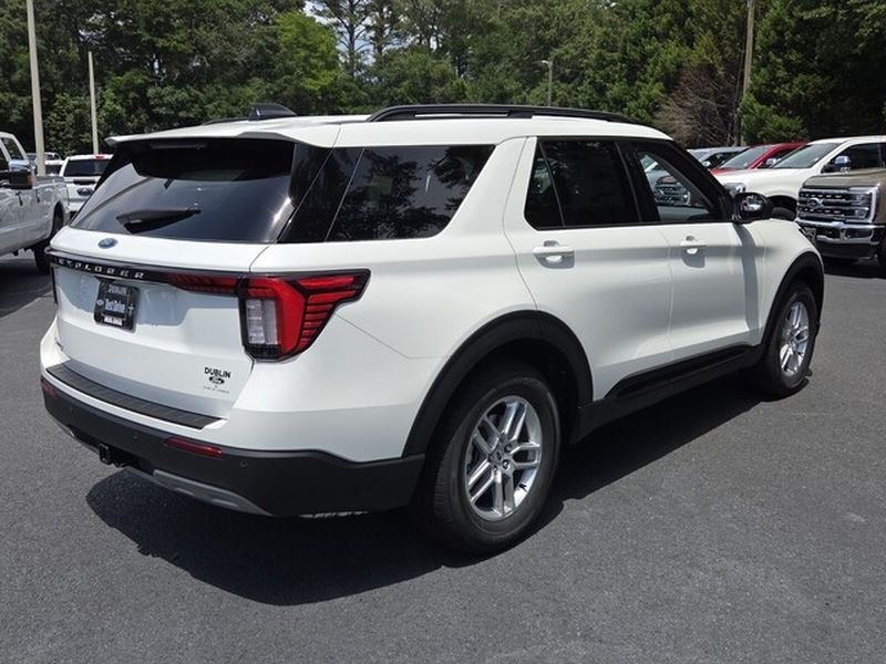 New 2026 Star White Metallic Tri-Coat Ford Active image 15