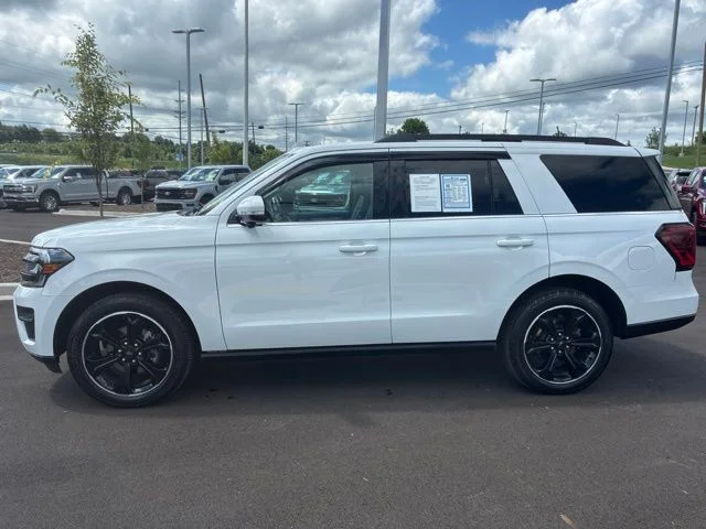 Used 2023 Oxford White Ford Limited image 4