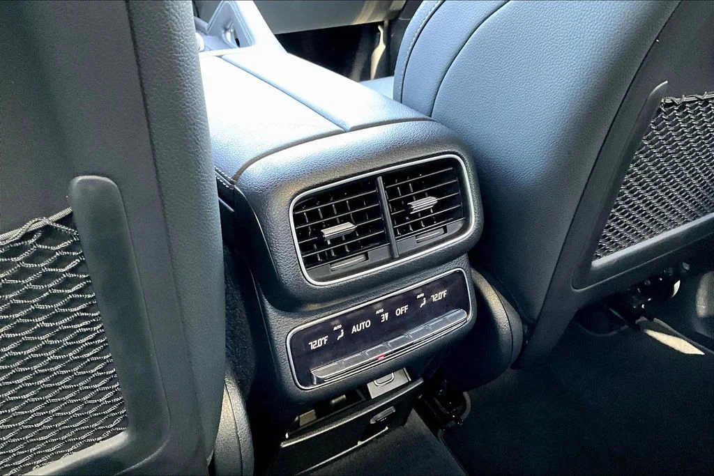 Used 2023 Mojave Silver Metallic Mercedes-Benz GLS 450 image 12