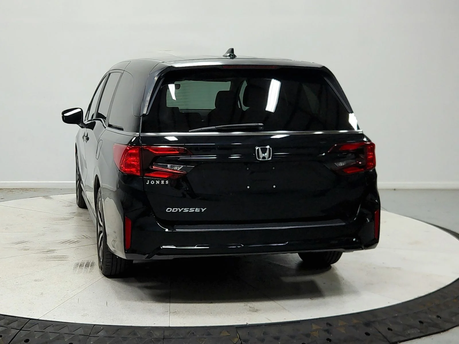 Used 2025  Honda EX-L image 7