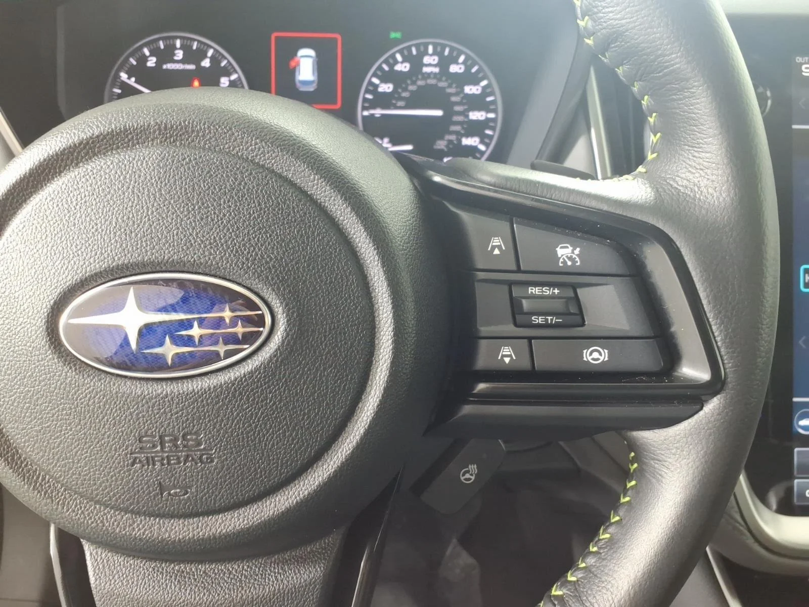 Certified Used 2025 Ice Silver Metallic Subaru Onyx Edition image 29
