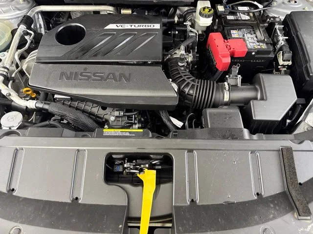 Certified Used 2022 Silver Nissan Platinum image 17
