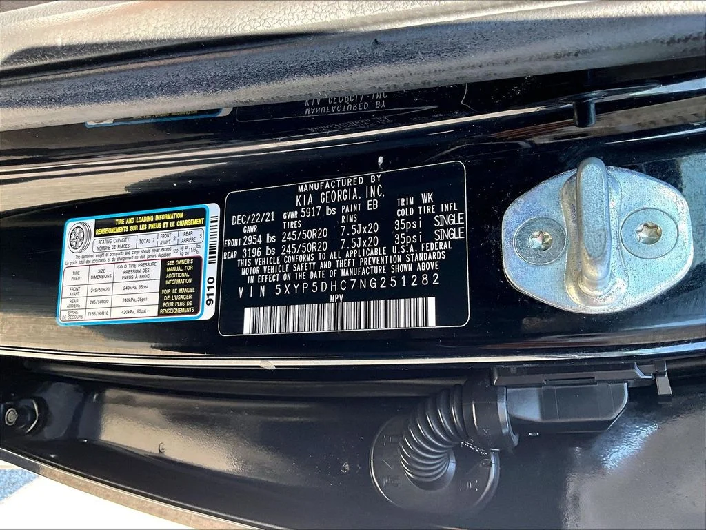 Used 2022 Black Kia SX image 37
