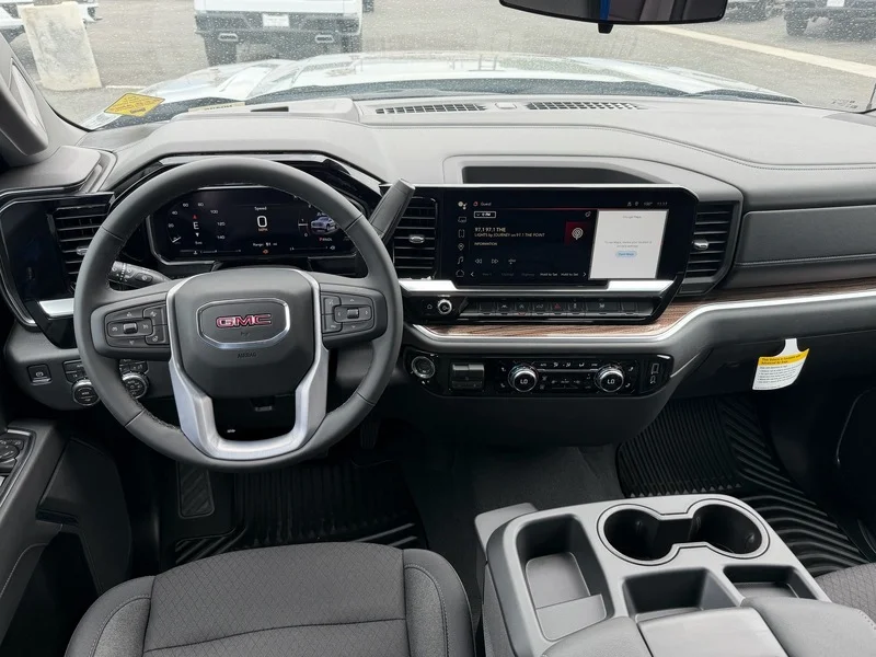 New 2026 Sterling Metallic GMC Elevation image 12