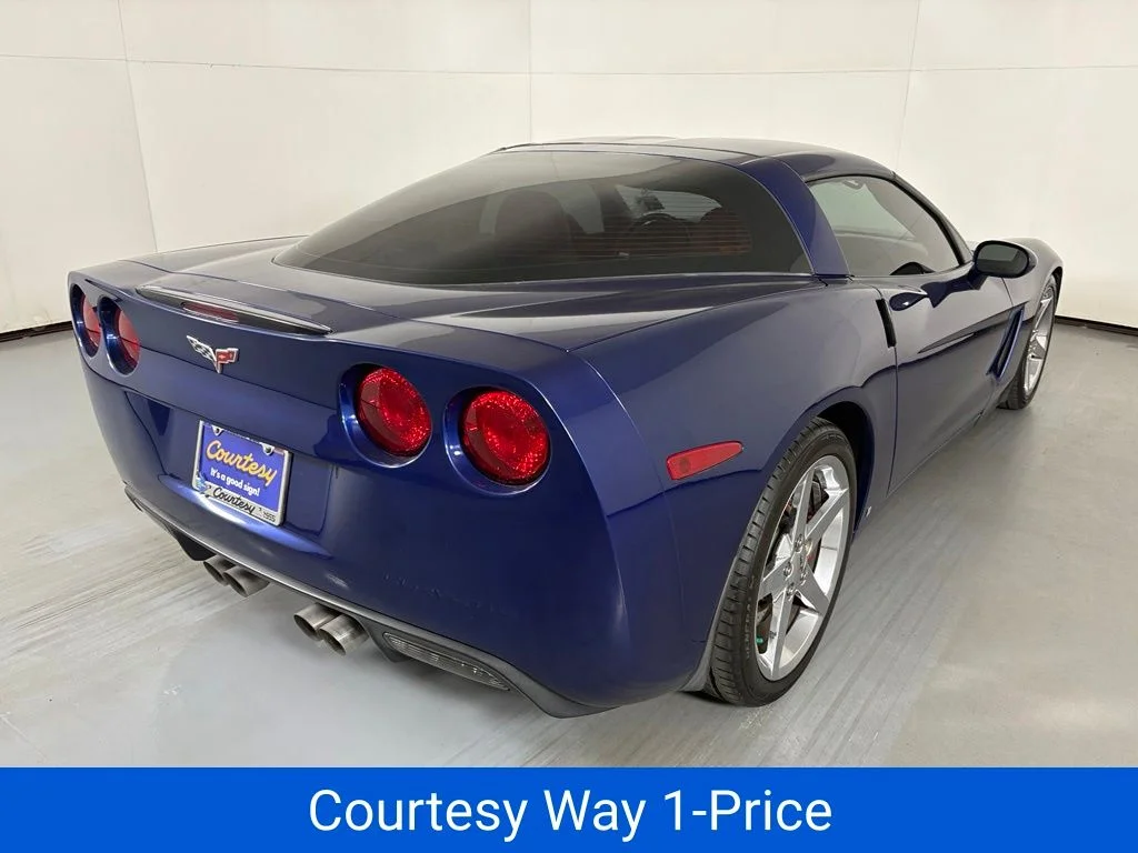 Used 2007 Blue Chevrolet Base image 11