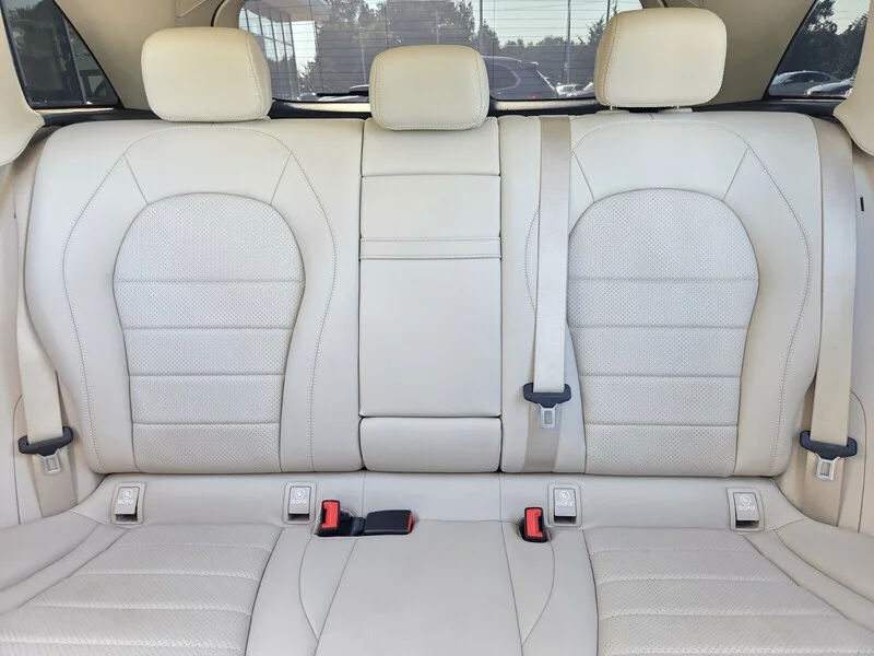 Used 2021 Polar White MERCEDES-BENZ GLC 300 SUV image 12