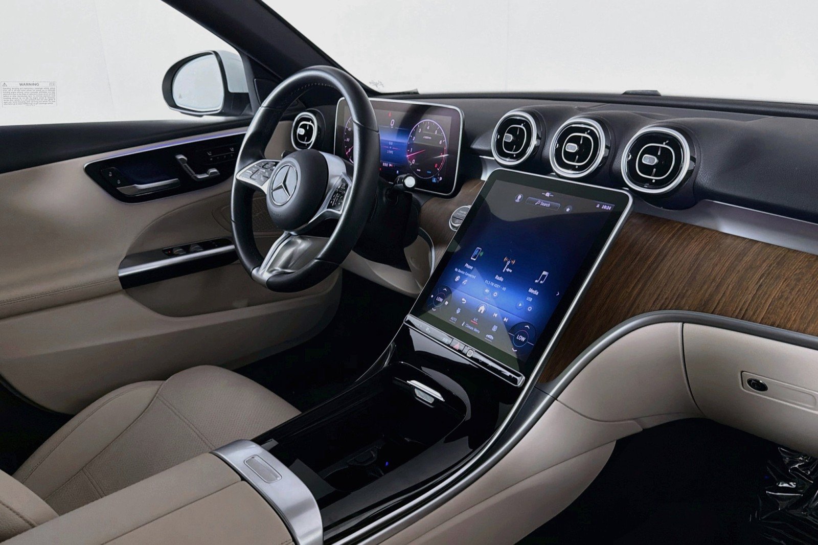 Certified Used 2024 Polar White Mercedes-Benz C 300 image 18