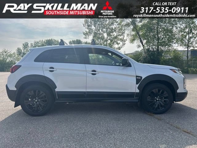New 2026 White Diamond Mitsubishi Trail Edition image 4