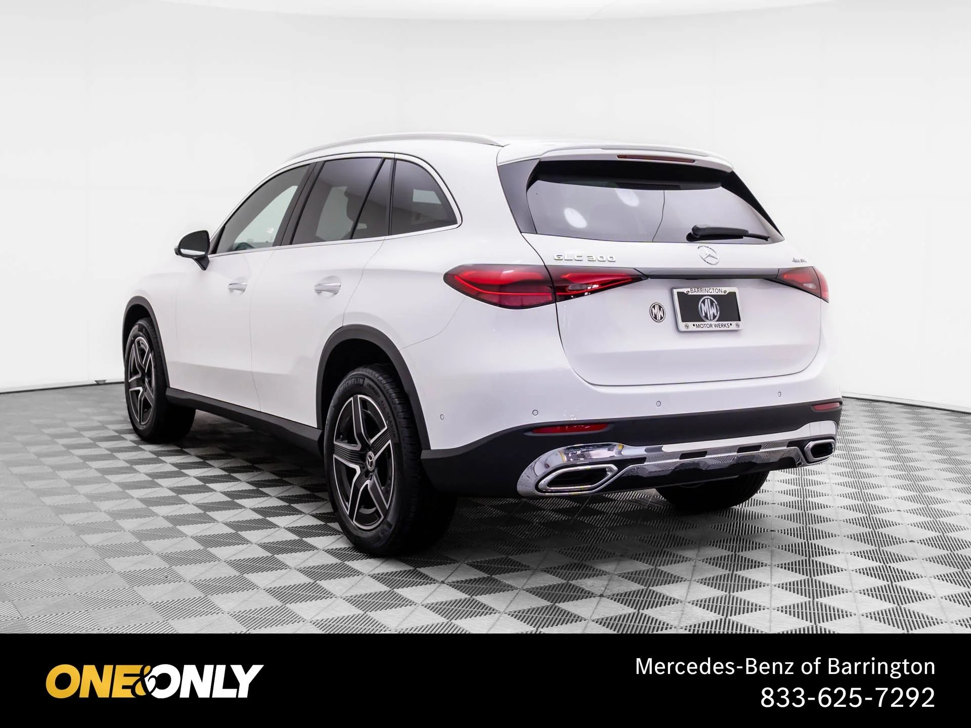 New 2026 White Mercedes-Benz GLC 300 image 3