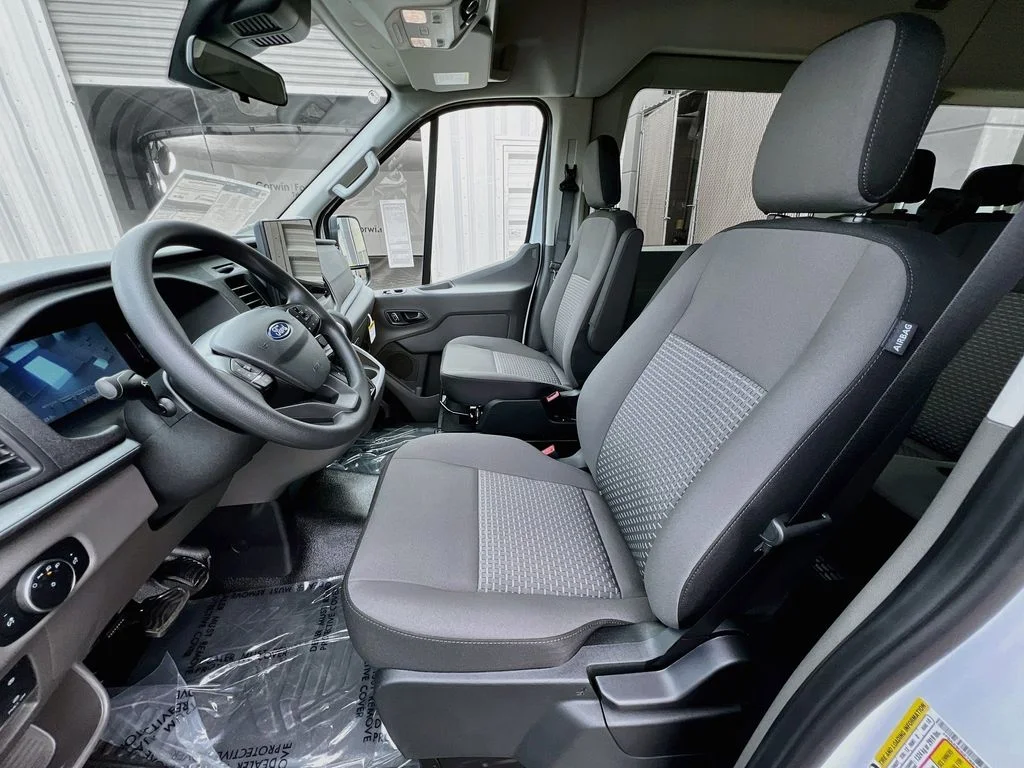 New 2026 Oxford White Ford XL image 24