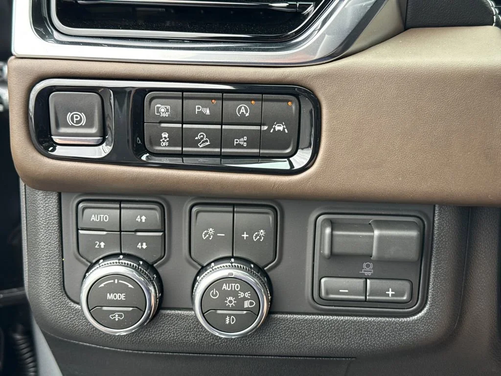 2026 GMC Yukon XL Denali Ultimate - Photo 20