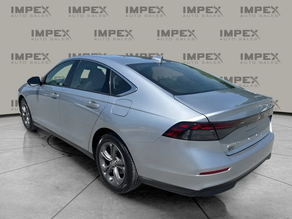 Used 2024 Silver Honda EX image 3