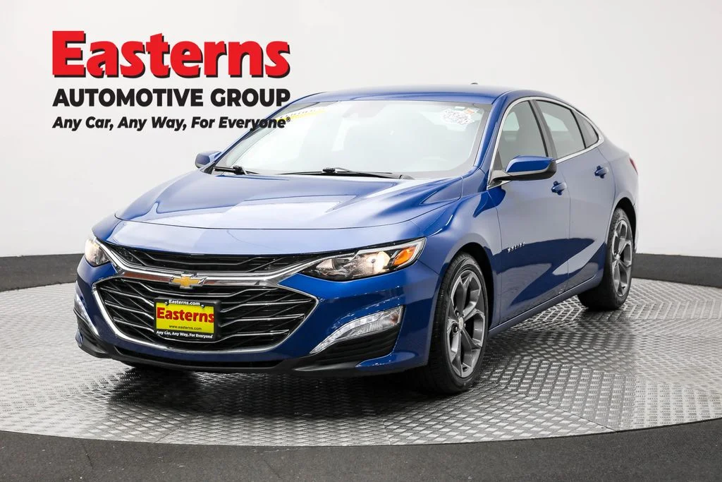 Used 2023 Blue Chevrolet LT image 1