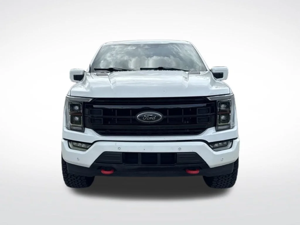 Used 2023 White Metallic Ford Platinum image 3