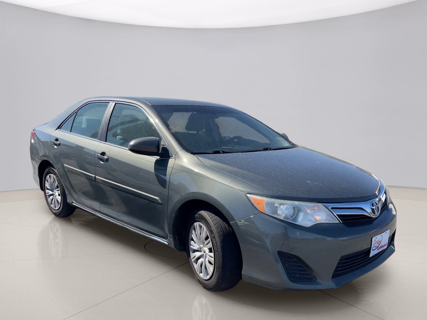 Used 2012 Green Toyota XLE image 3