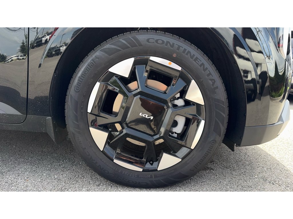 New 2026 Aurora Black Pearl Kia EX image 30