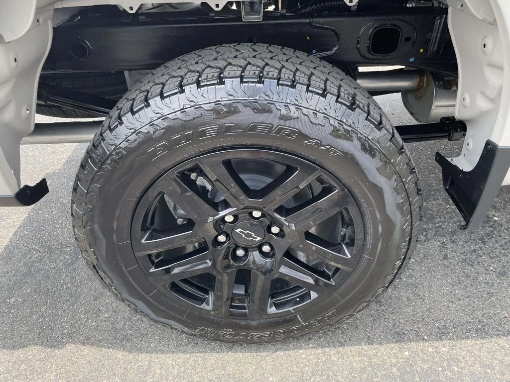 New 2026 White Sands Chevrolet Custom Trail Boss image 7