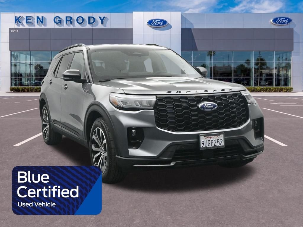 2025 Ford Explorer ST-LINE RWD (PL535)'s photo