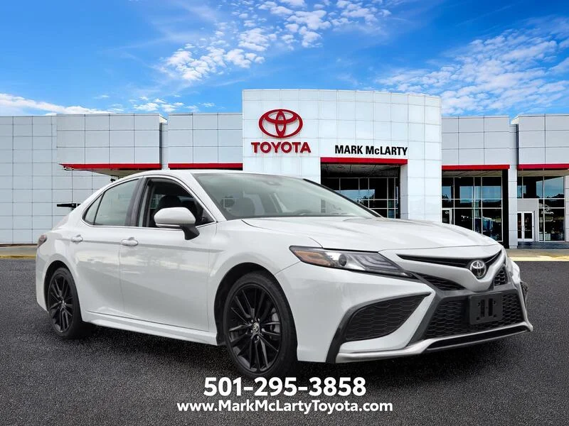Used 2024 Ice Edge TOYOTA XSE AUTO image 7