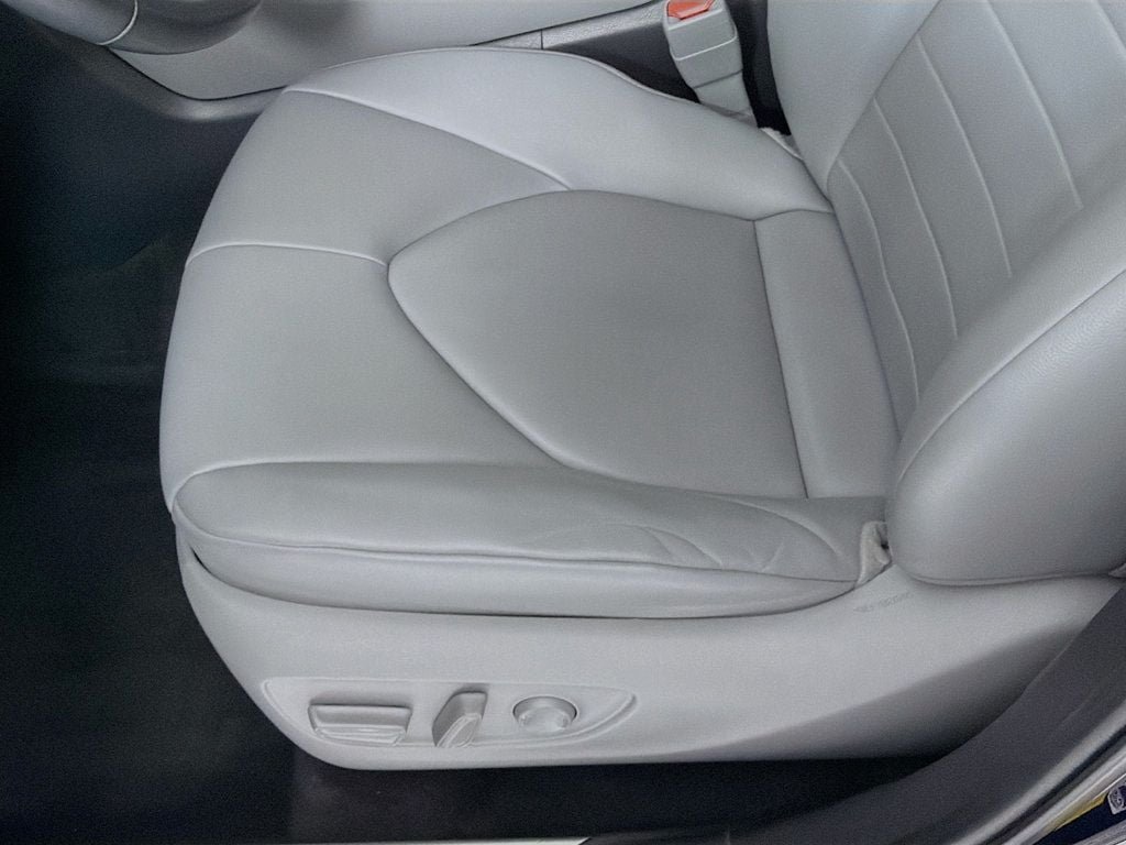 Used 2022 Blueprint Toyota XLE AWD image 19