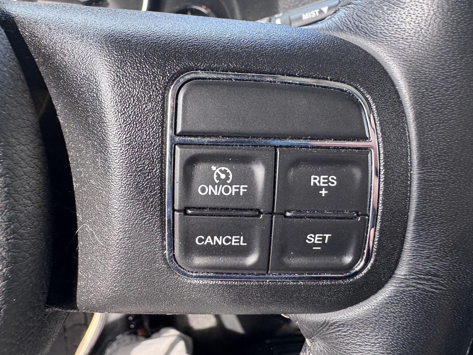 Used 2017 Billet Silver Metallic Clearcoat Jeep Sahara image 13