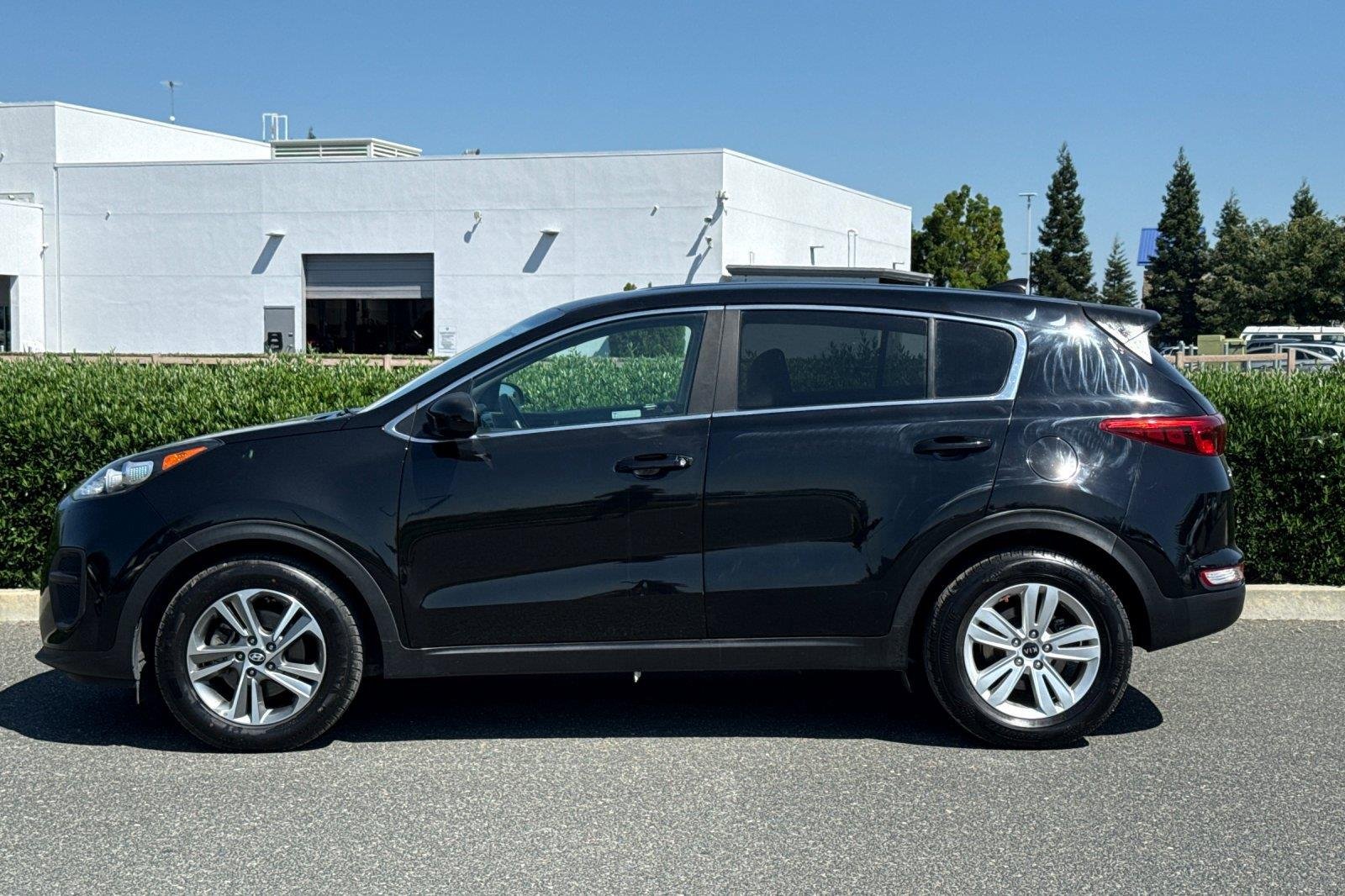 Used 2019 Black Cherry Kia LX image 7