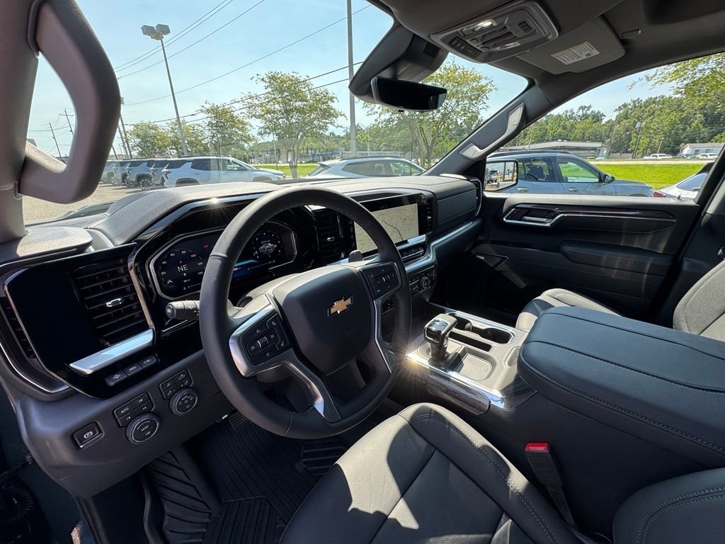 2026 Chevrolet Silverado 1500 LTZ - Photo 12